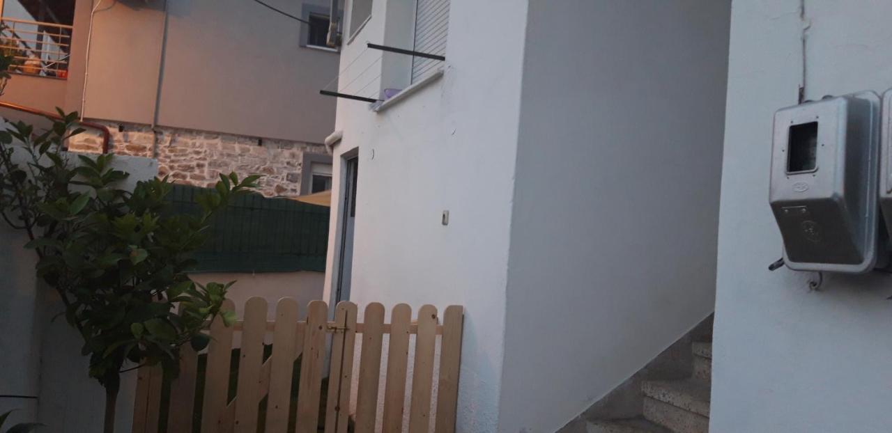Desire House Apartment Kavála ภายนอก รูปภาพ